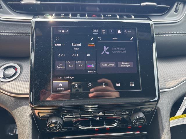 new 2025 Jeep Grand Cherokee car, priced at $43,912