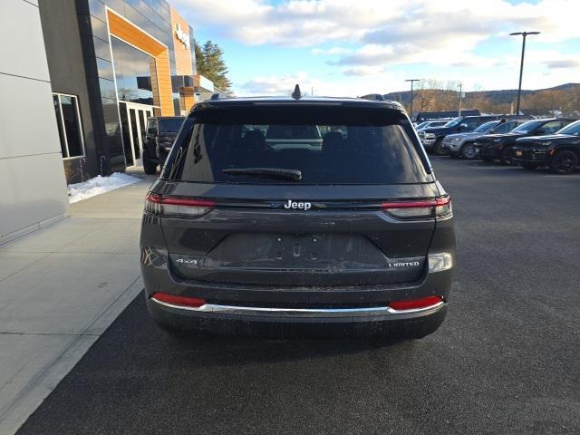 new 2025 Jeep Grand Cherokee car, priced at $47,310