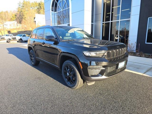 new 2025 Jeep Grand Cherokee car, priced at $44,030