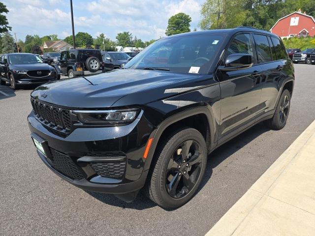 new 2024 Jeep Grand Cherokee car, priced at $43,372