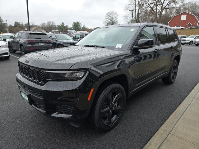 new 2024 Jeep Grand Cherokee L car, priced at $48,332