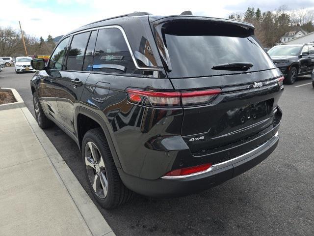 new 2024 Jeep Grand Cherokee car, priced at $52,137