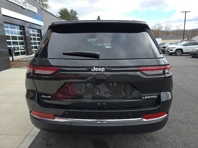 new 2024 Jeep Grand Cherokee car, priced at $52,137