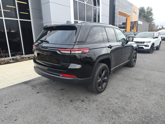 used 2024 Jeep Grand Cherokee car, priced at $41,999