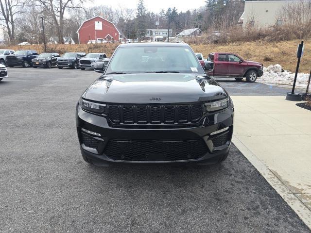 used 2024 Jeep Grand Cherokee car, priced at $41,999