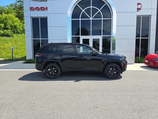 new 2024 Jeep Grand Cherokee car, priced at $47,268