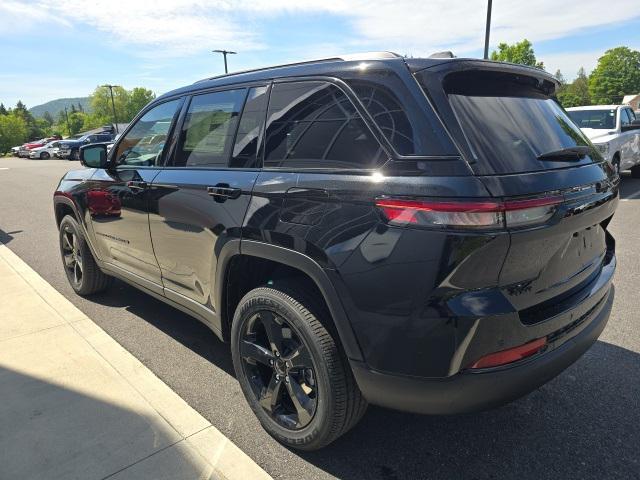 new 2024 Jeep Grand Cherokee car, priced at $47,268