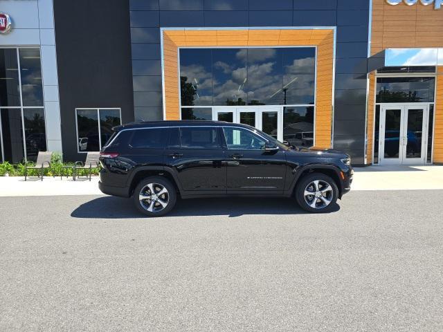 new 2024 Jeep Grand Cherokee L car, priced at $54,996