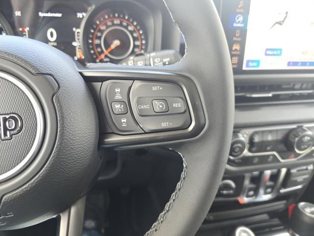 new 2025 Jeep Wrangler car, priced at $45,070