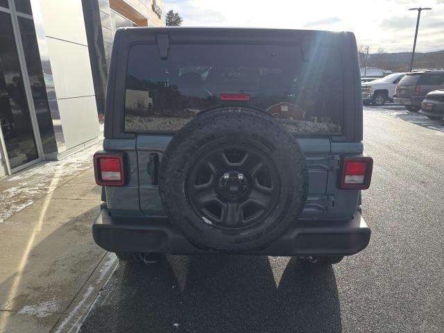 new 2025 Jeep Wrangler car, priced at $36,975