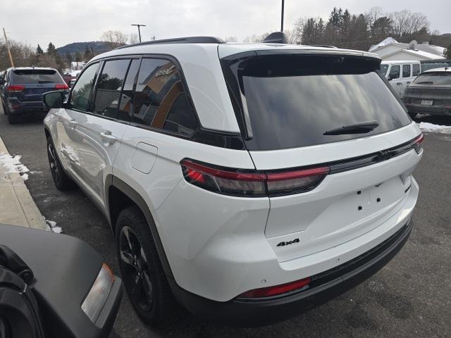 used 2023 Jeep Grand Cherokee car, priced at $32,795