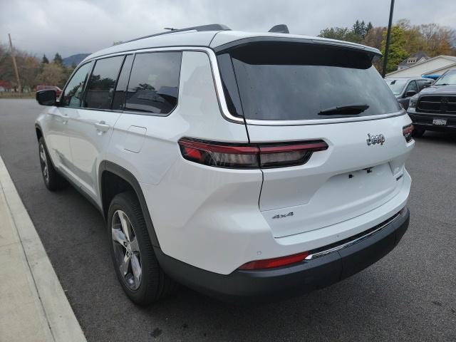 new 2024 Jeep Grand Cherokee L car, priced at $52,833