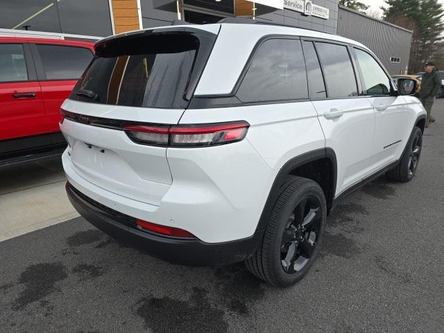 new 2024 Jeep Grand Cherokee car, priced at $45,836