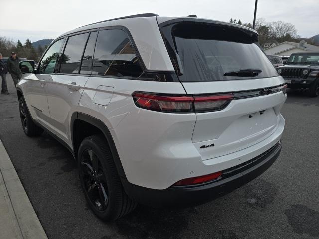 new 2024 Jeep Grand Cherokee car, priced at $45,836