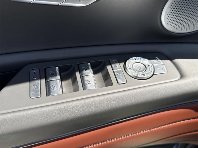 new 2025 Genesis GV80 car, priced at $79,750