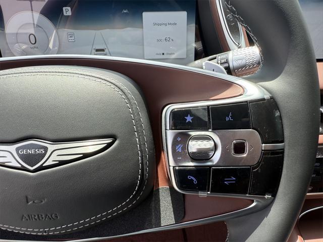 new 2025 Genesis G90 car, priced at $102,305