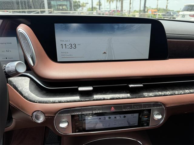 new 2025 Genesis G90 car, priced at $102,305