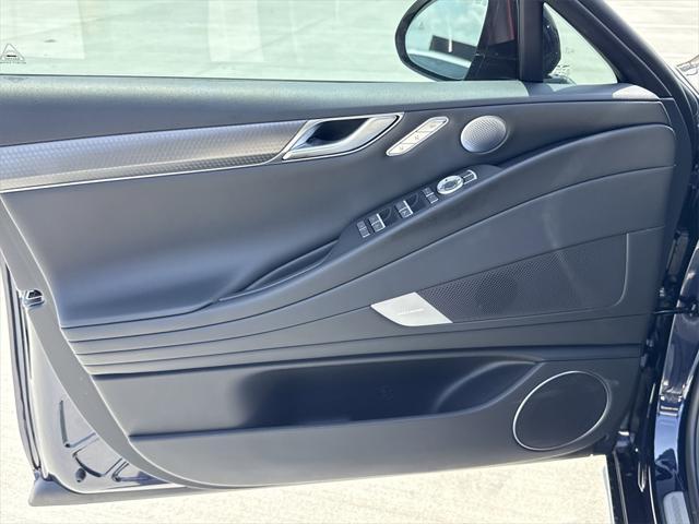 new 2025 Genesis G80 car, priced at $70,555