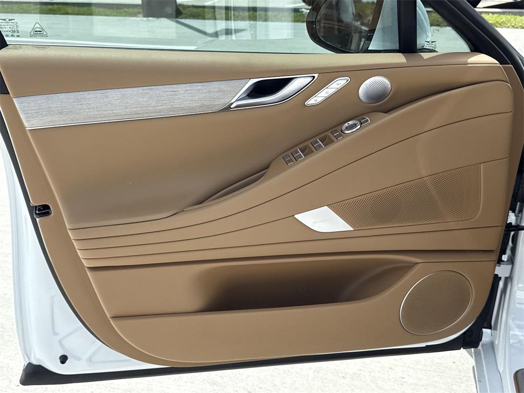 new 2025 Genesis G80 car, priced at $61,900