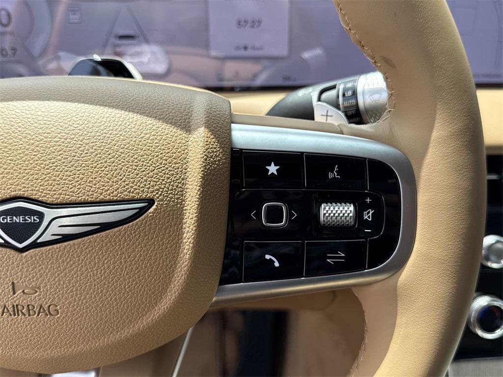new 2025 Genesis G80 car, priced at $61,900