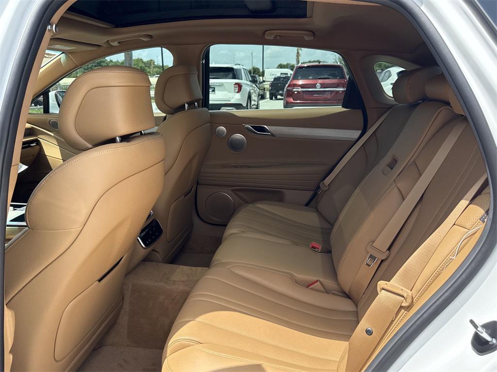 new 2025 Genesis G80 car, priced at $61,900