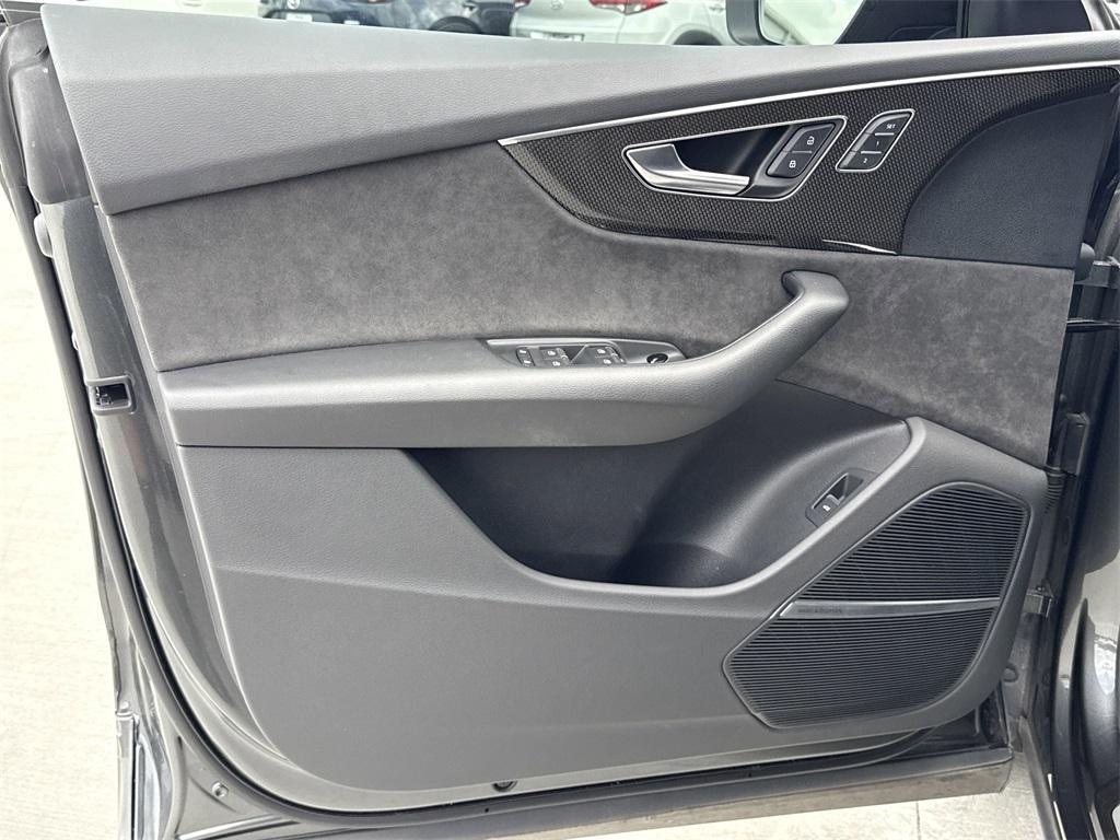 used 2020 Audi SQ8 car, priced at $54,991