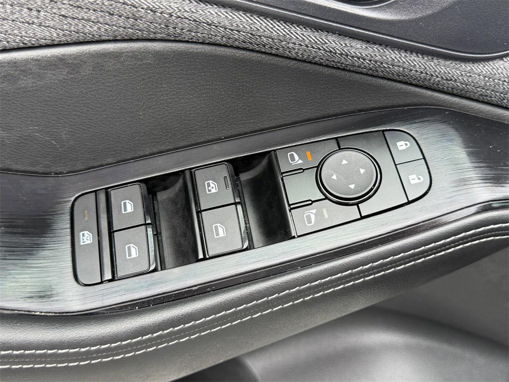 used 2023 Nissan Rogue car, priced at $22,891