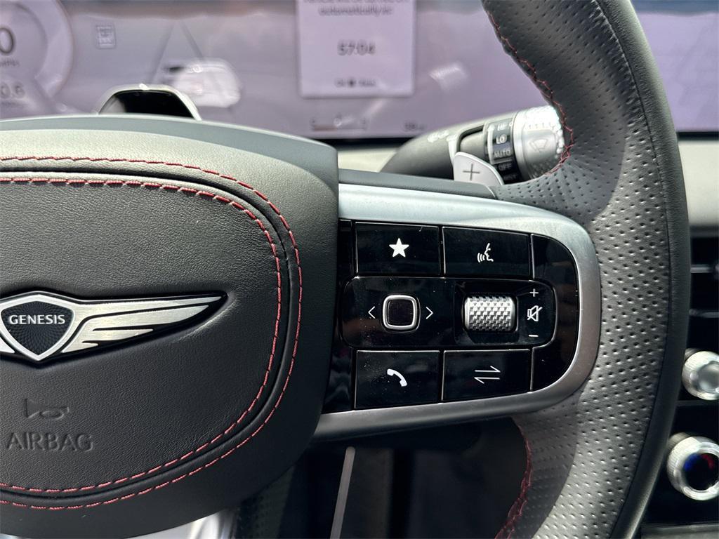 new 2025 Genesis G80 car, priced at $77,205