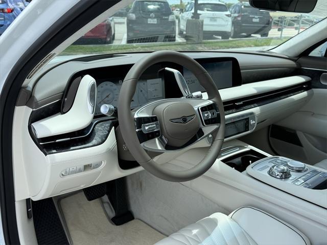 new 2025 Genesis G90 car, priced at $96,405