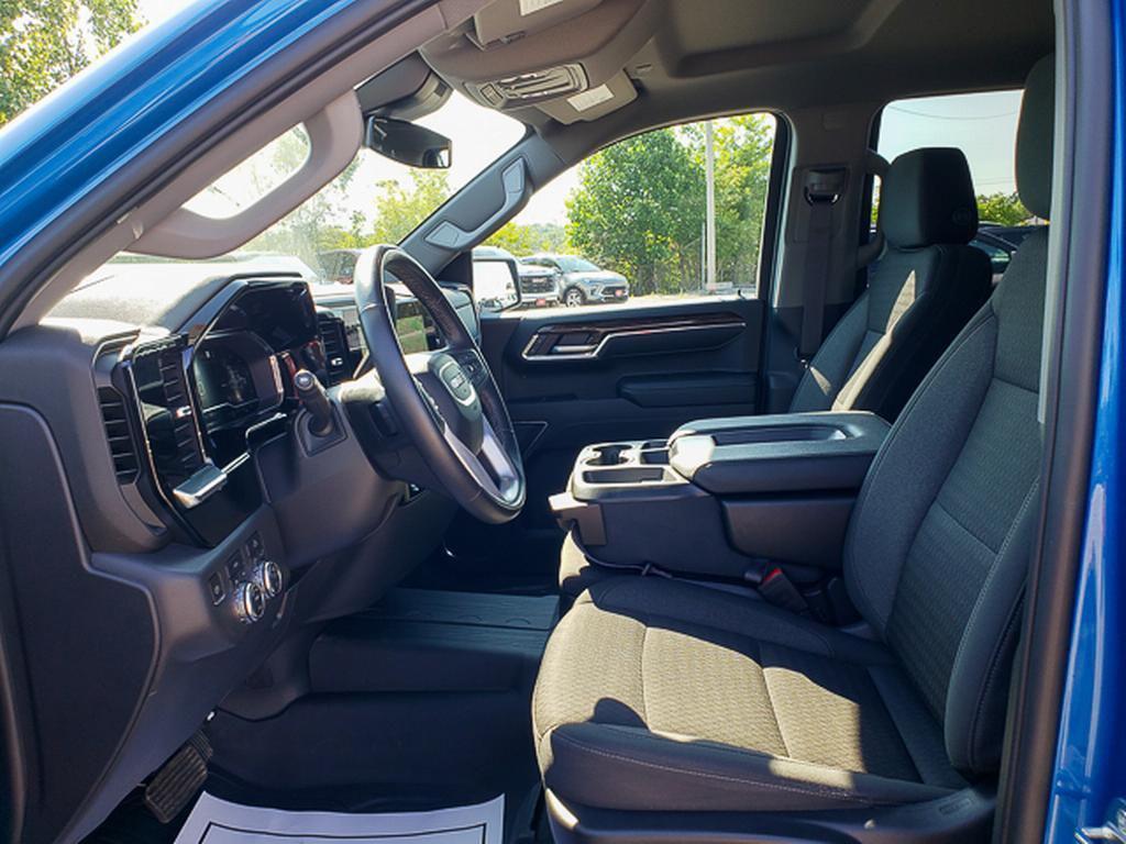 used 2022 GMC Sierra 1500 car, priced at $42,990