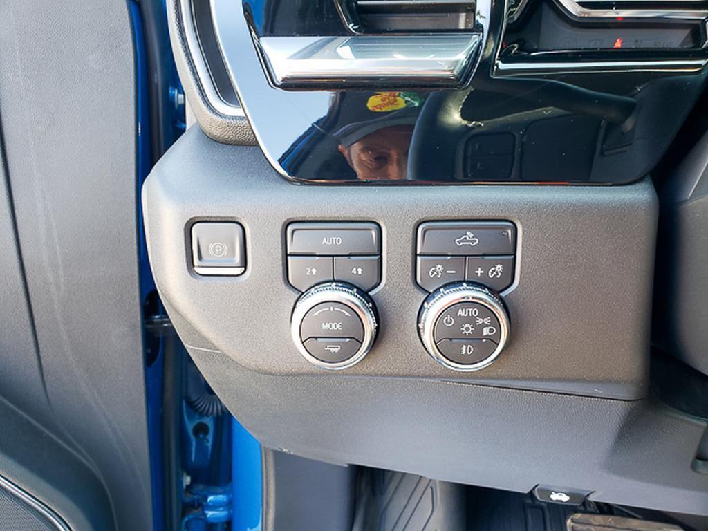 used 2022 GMC Sierra 1500 car, priced at $42,990
