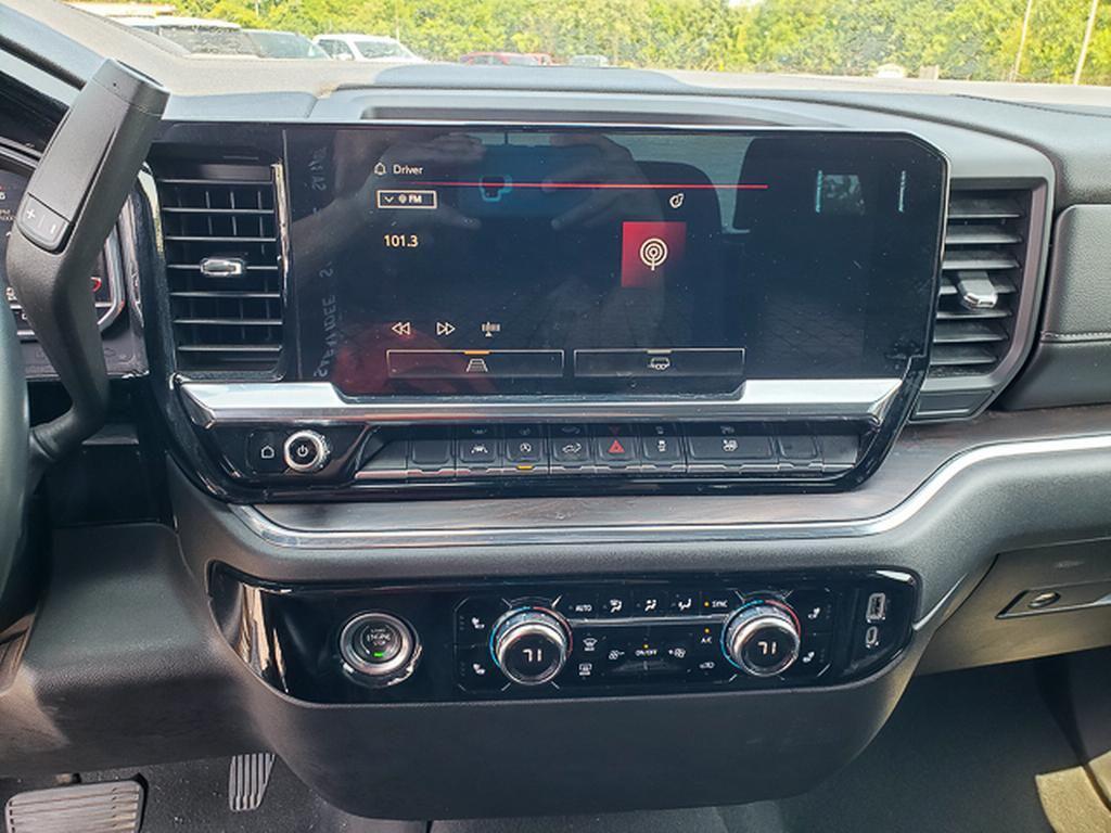 used 2024 GMC Sierra 1500 car, priced at $45,379