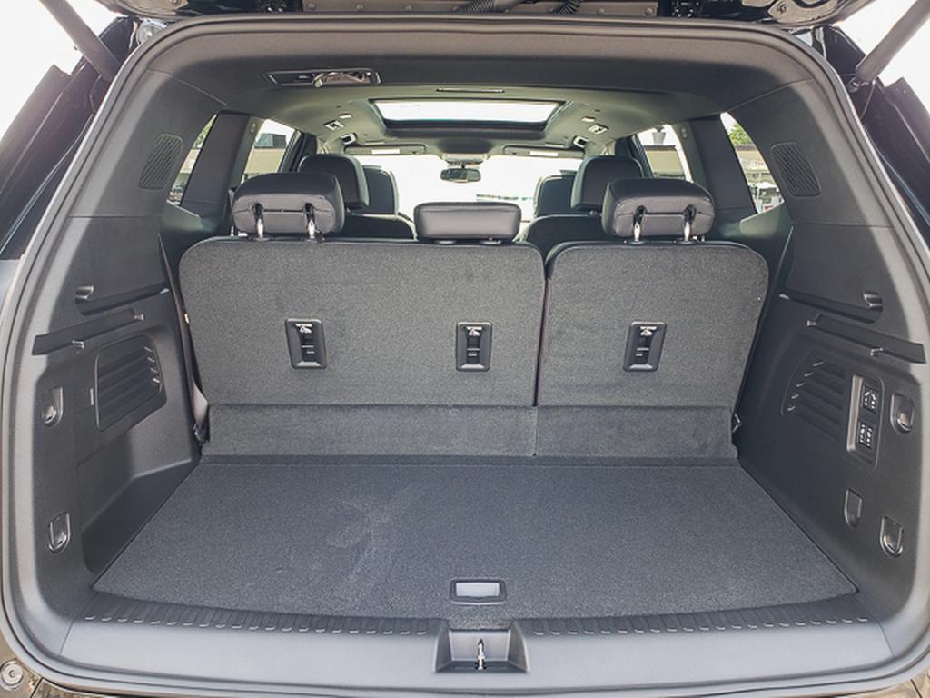 new 2025 GMC Acadia car, priced at $59,940