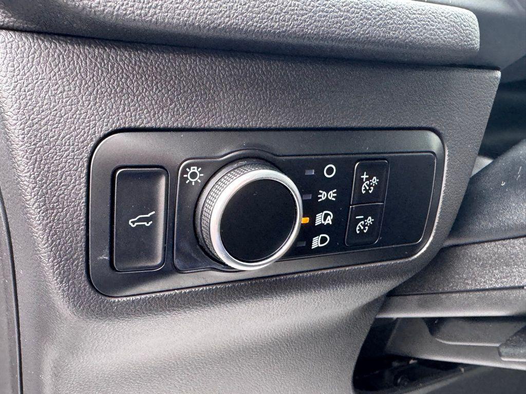 used 2023 Ford Escape car, priced at $21,364