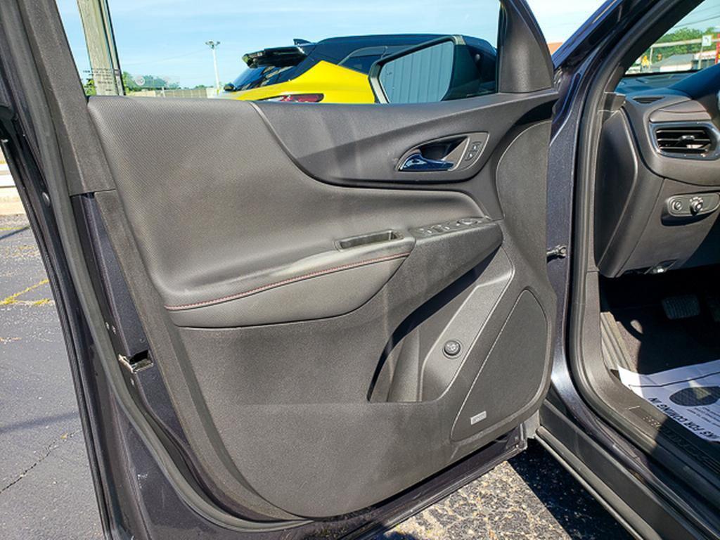 used 2022 Chevrolet Equinox car, priced at $25,700