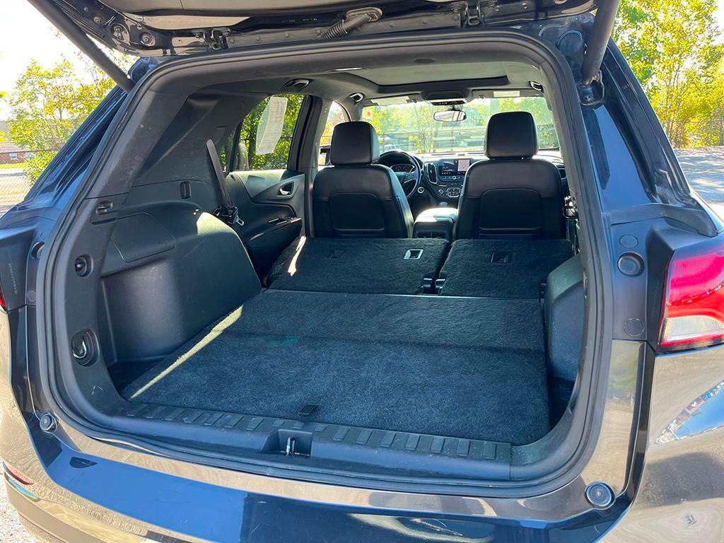 used 2022 Chevrolet Equinox car, priced at $22,090