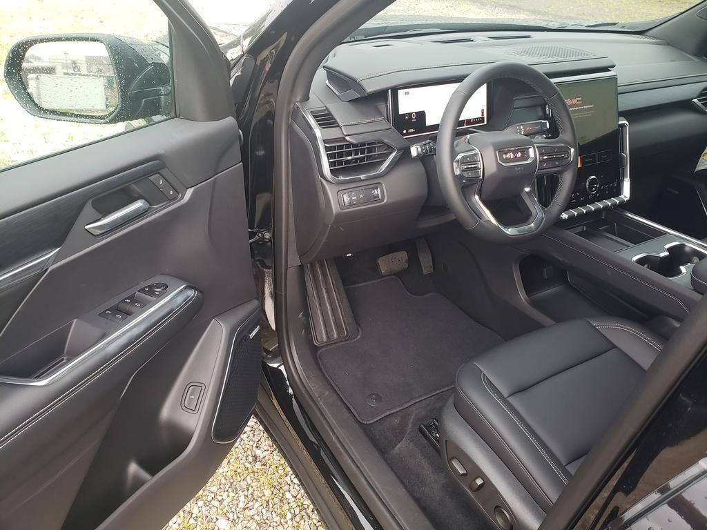 new 2025 GMC Acadia car, priced at $49,725