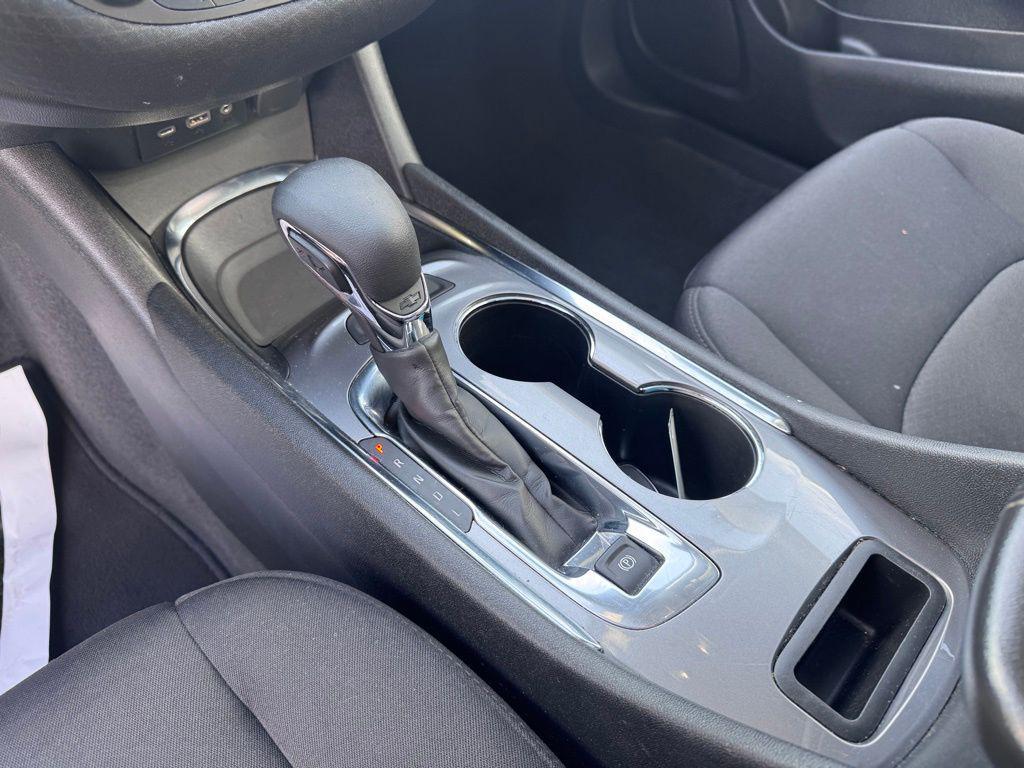 used 2024 Chevrolet Malibu car