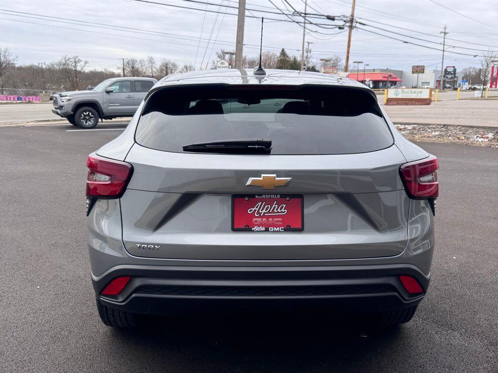 used 2024 Chevrolet Trax car