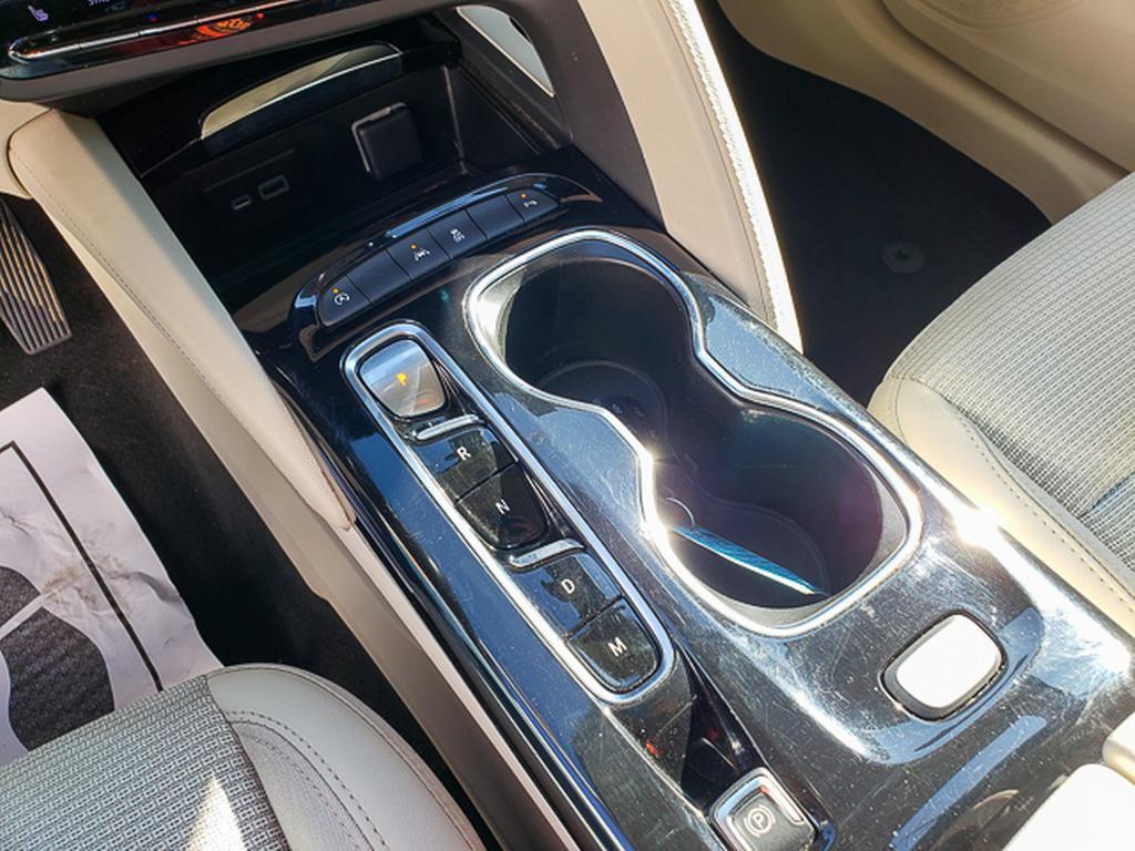 used 2023 Buick Envision car, priced at $21,990