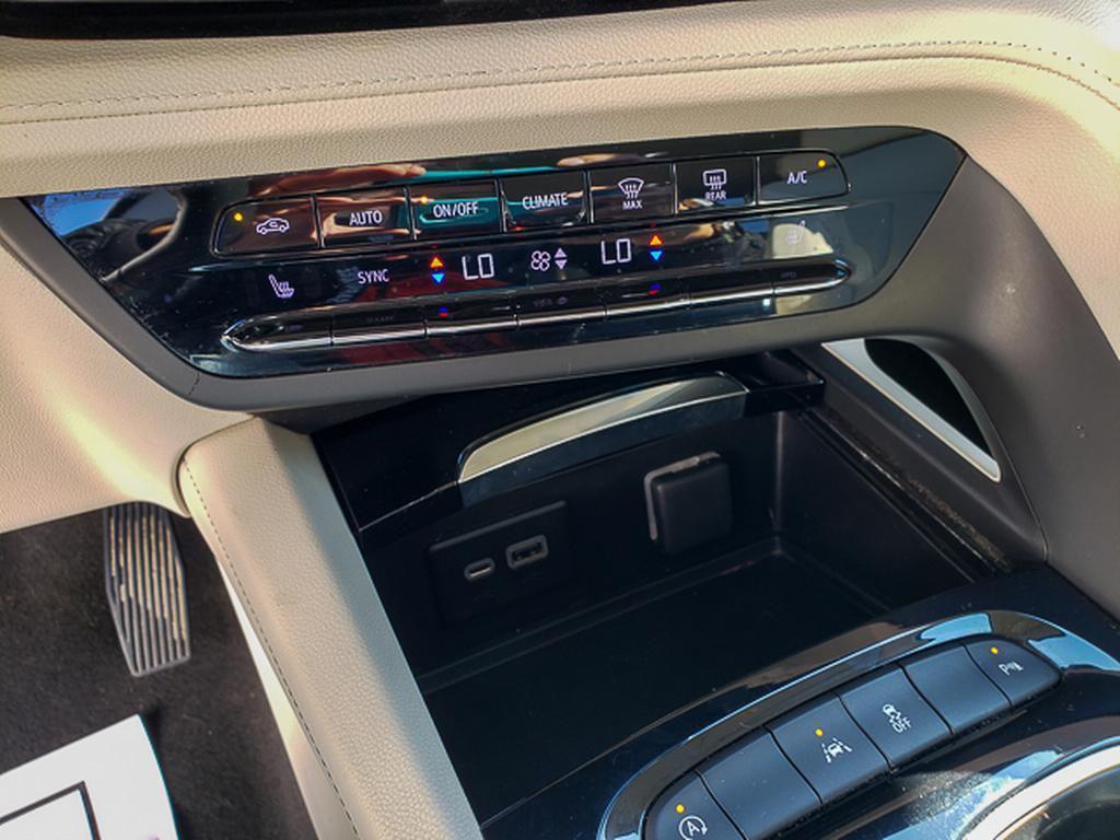 used 2023 Buick Envision car, priced at $21,990