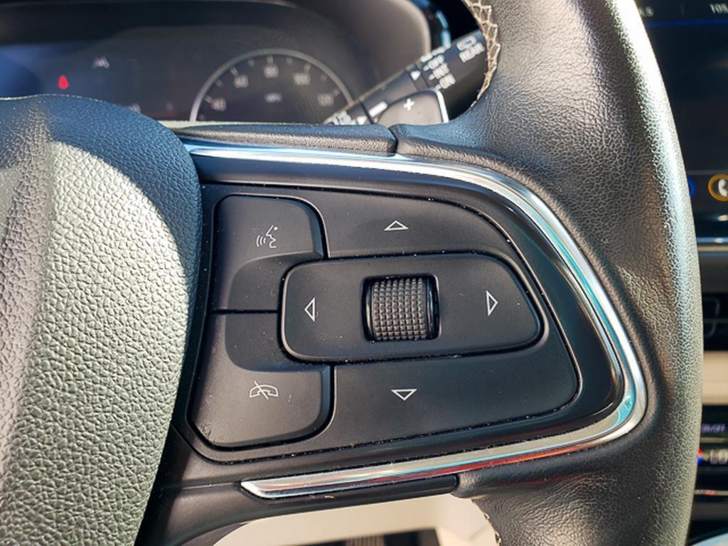 used 2023 Buick Envision car, priced at $21,990