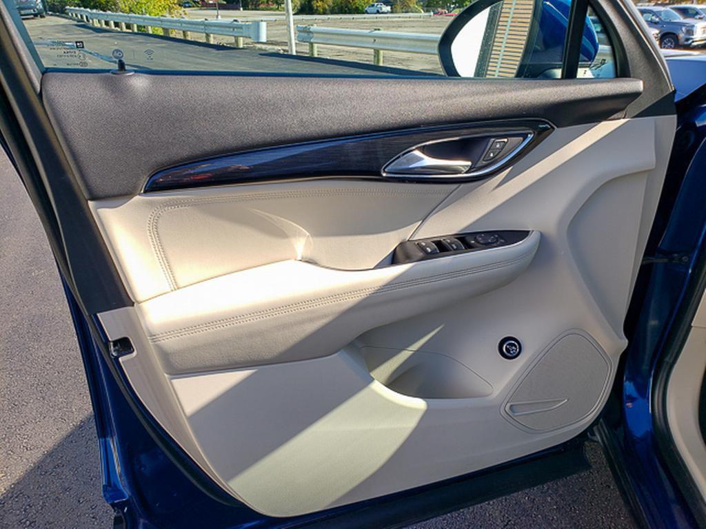 used 2023 Buick Envision car, priced at $21,990