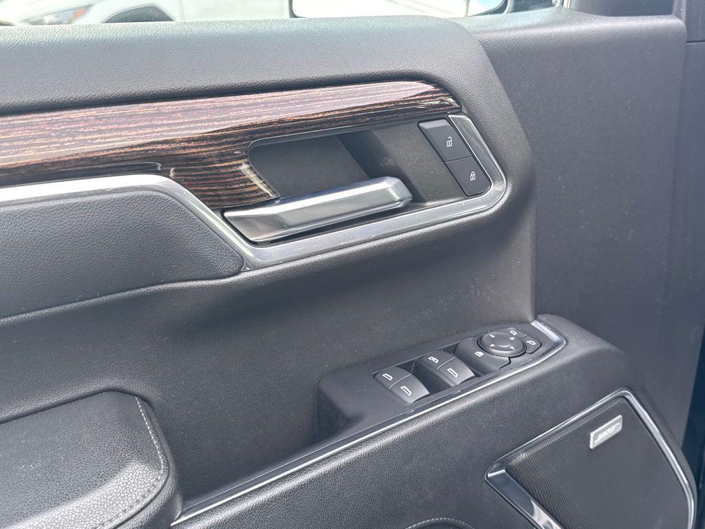 used 2023 GMC Sierra 1500 car, priced at $42,990
