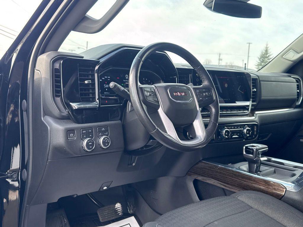 used 2023 GMC Sierra 1500 car, priced at $42,990
