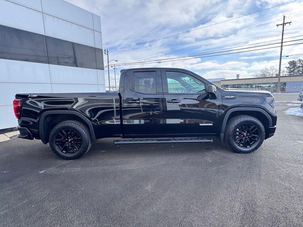 used 2023 GMC Sierra 1500 car, priced at $42,990