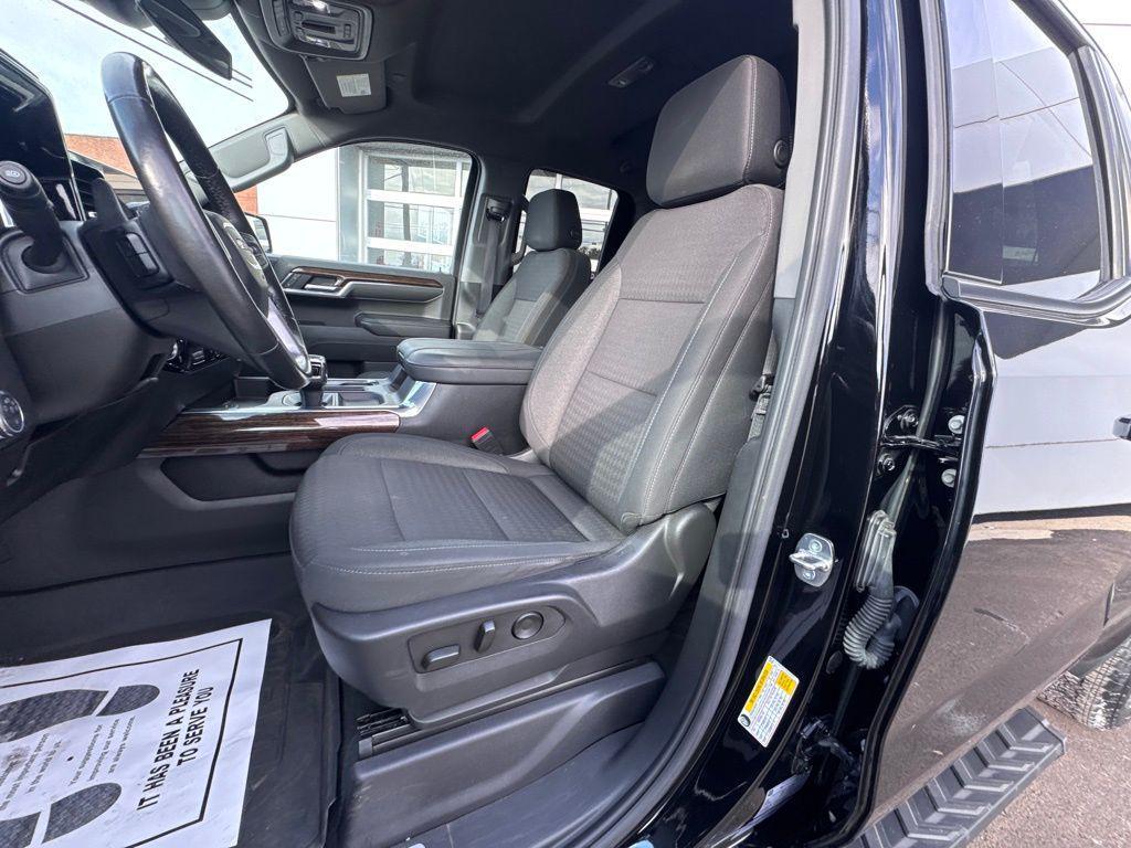 used 2023 GMC Sierra 1500 car, priced at $42,990