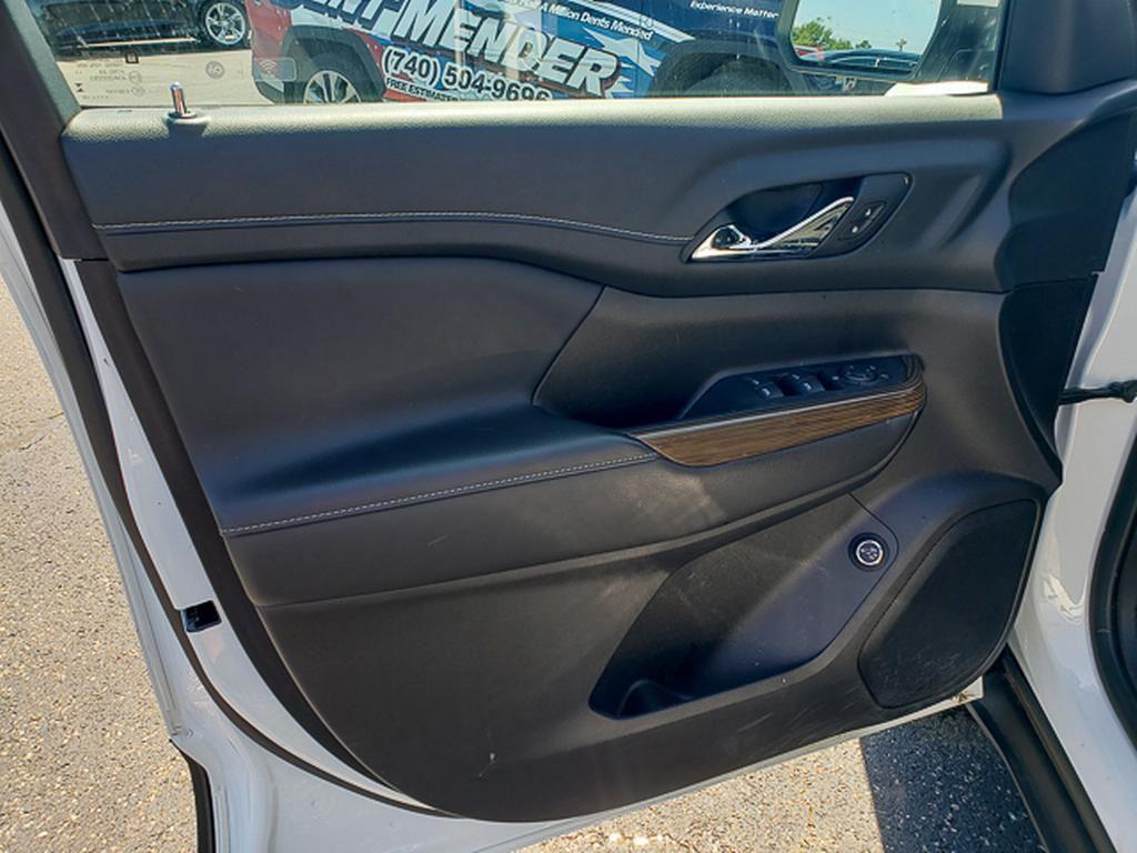 used 2023 GMC Acadia car, priced at $30,559