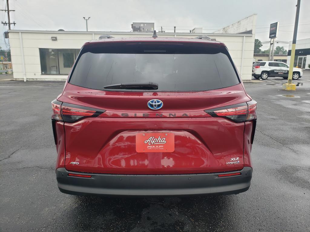 used 2021 Toyota Sienna car, priced at $36,402