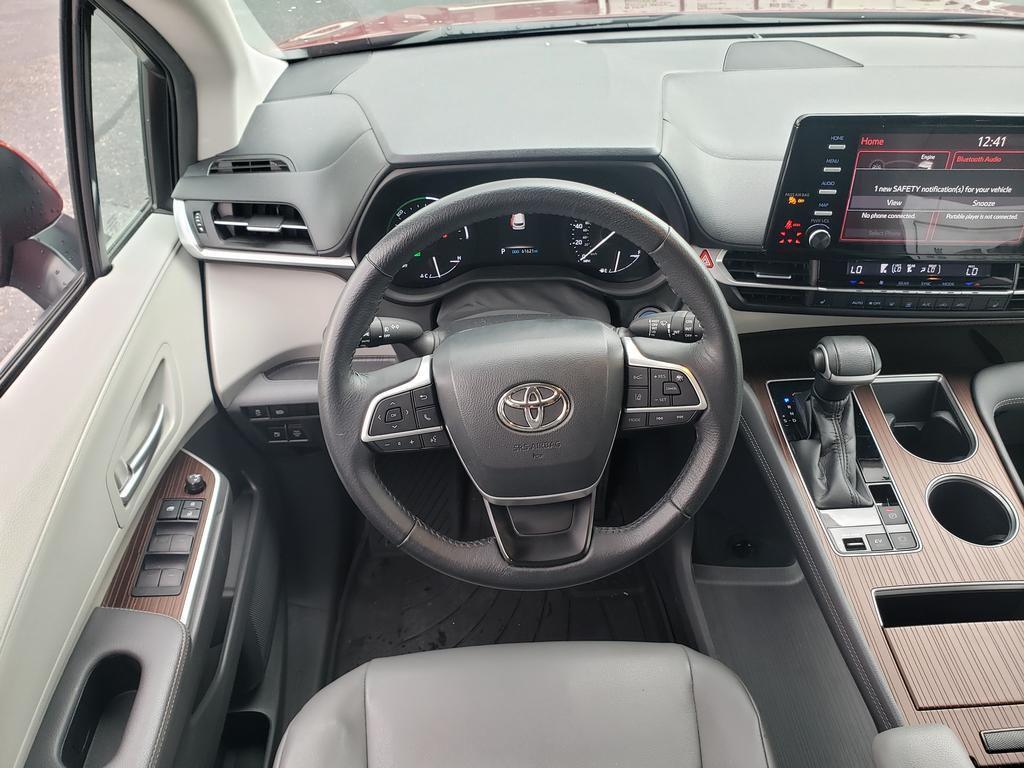 used 2021 Toyota Sienna car, priced at $36,402